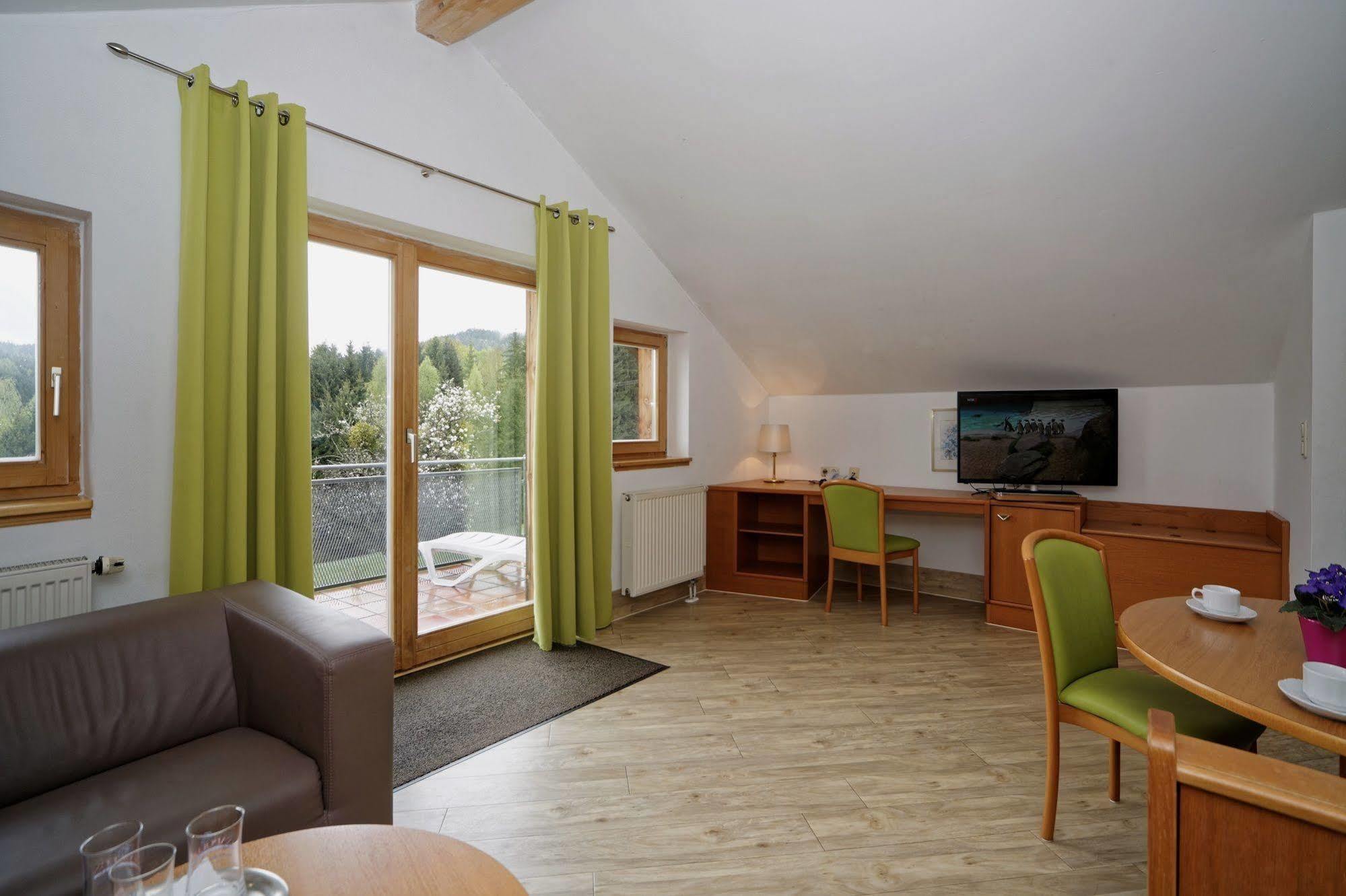 Hotel Bayerischer Wald Neukirchen  Exterior foto